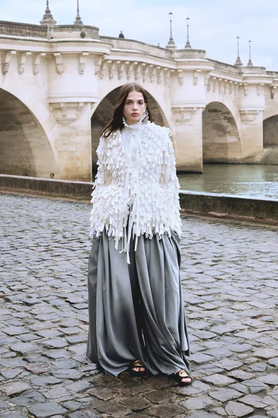 Look 2